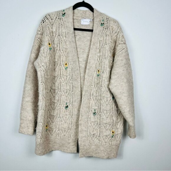 Lush Wool Blend Oatmeal Embroidered Floral Knit Cardigan Sweater Women size L - Picture 3 of 13